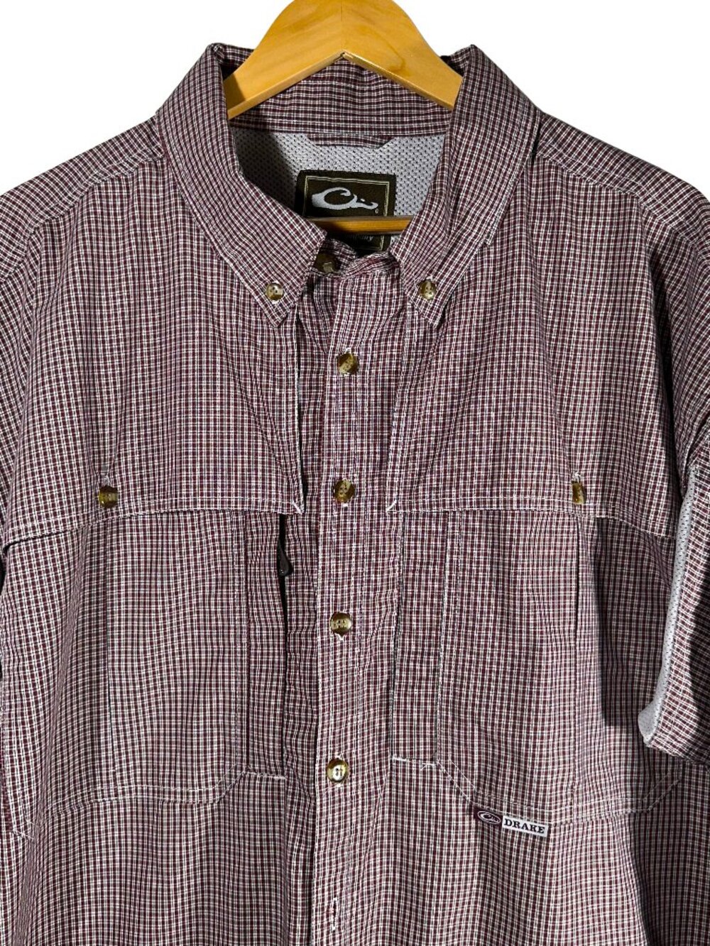 Drake Waterfowl Men’s XL Plaid Long Sleeve Hunting Fishing Vent Shirt Burgundy